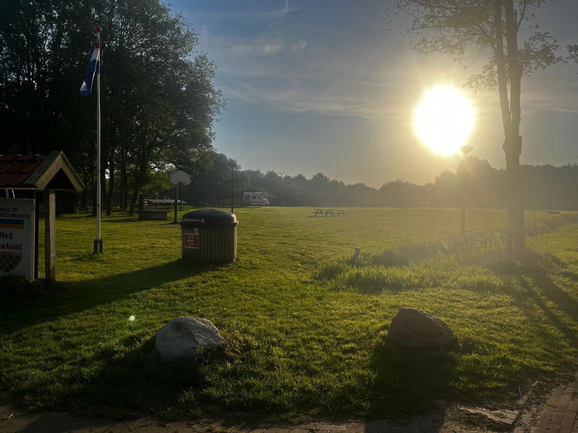 ホテル Pipowagen Het Kasteel ディーフェル エクステリア 写真